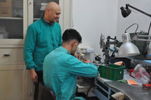 laboratorio odontotecnico lom